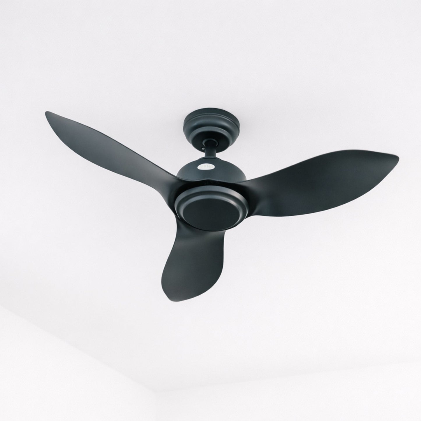 Cube 36" (Black)